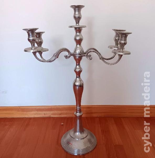 Candelabros Kare Design - Decoração Elegante