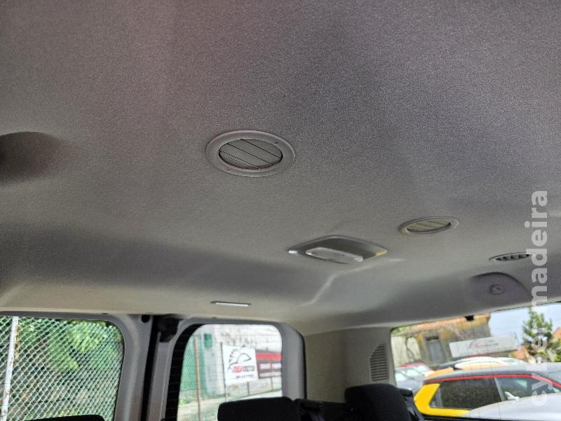 FORD TRANSIT CUSTOM L2 H1 2.0 TDCI TREND 9 LUGARES Gasóleo