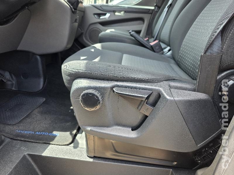 FORD TRANSIT CUSTOM L2 H1 2.0 TDCI TREND 9 LUGARES Gasóleo