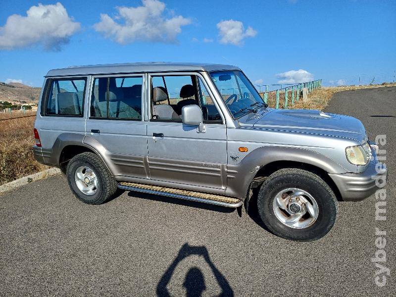 HYUNDAI GALLOPER 7 lugares Gasóleo