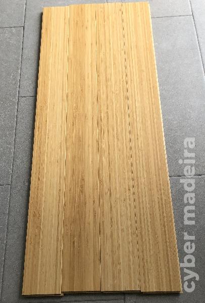 Soalho de bambu ("Classic Bamboo Flooring")