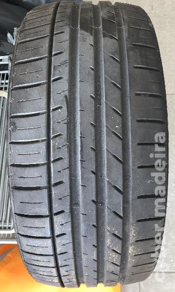 2 pnéus de rodado 17'' - Kumho ECSTa LE Sport 205 40 17"