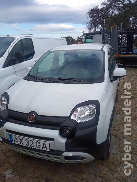 FIAT PANDA Cross 1.0 Mild Hibryd Gasolina