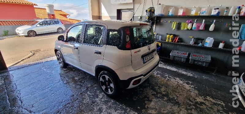 FIAT PANDA Cross 1.0 Mild Hibryd Gasolina