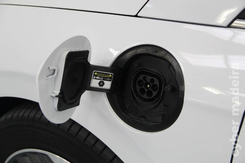 HYUNDAI COUPE IONIQ 1.6Gdi PHEV Híbrido
