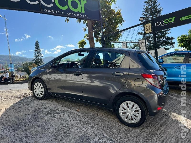TOYOTA YARIS 1.4 D-4D 90 cv Gasóleo