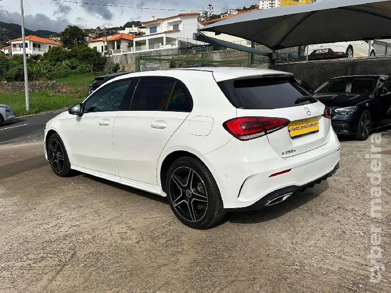 MERCEDES A 250e Pack AMG LINE 1.3 PHEV Híbrido