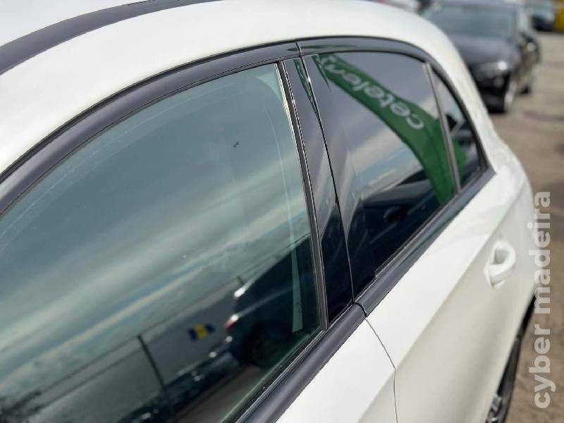 MERCEDES A 250e Pack AMG LINE 1.3 PHEV Híbrido