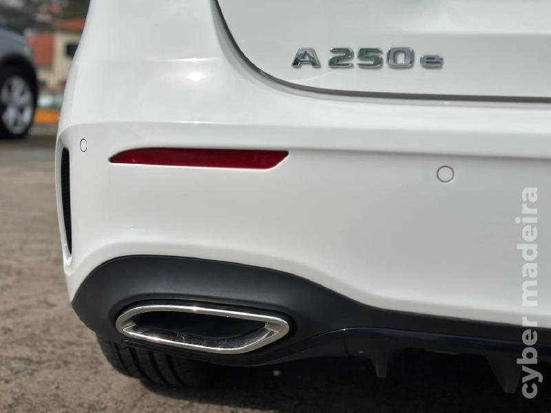MERCEDES A 250e Pack AMG LINE 1.3 PHEV Híbrido