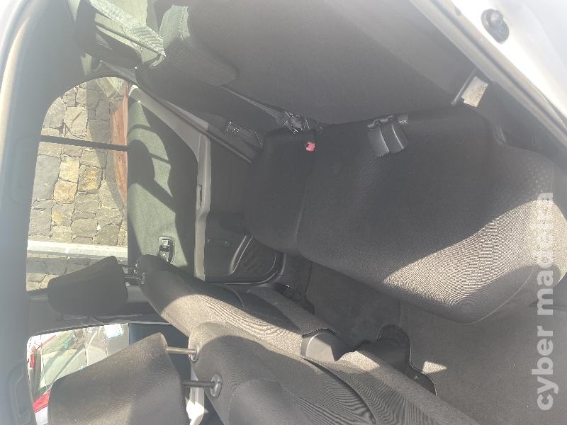 TOYOTA YARIS 1.0 vvt-i rockinrio Gasolina