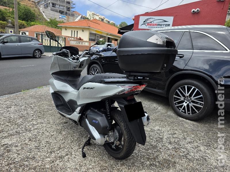 Honda PCX 125 ABS 125 cc Scooter