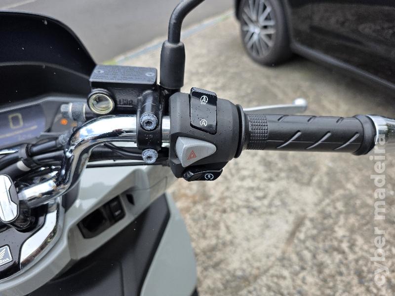 Honda PCX 125 ABS 125 cc Scooter