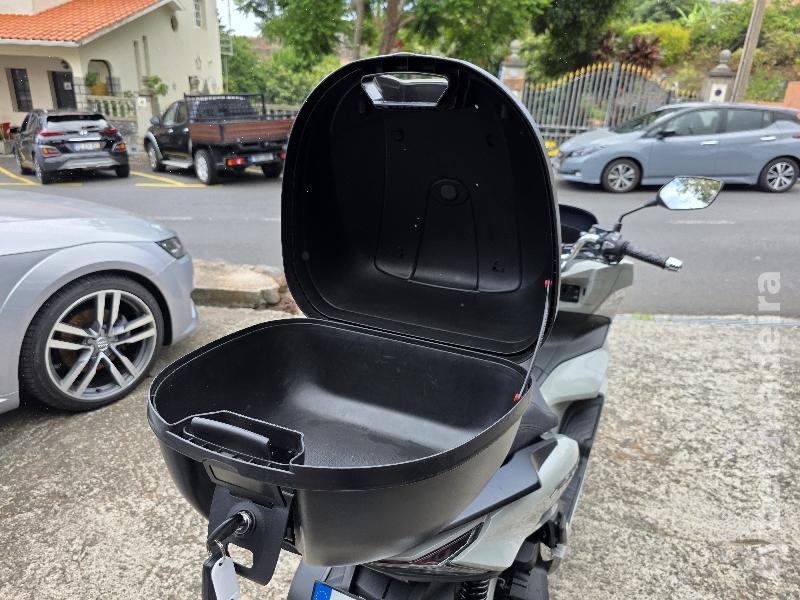Honda PCX 125 ABS 125 cc Scooter