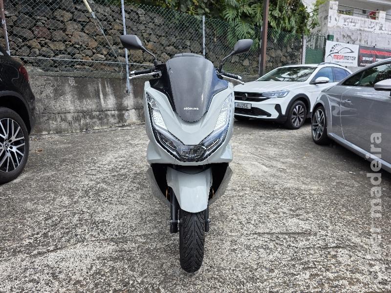 Honda PCX 125 ABS 125 cc Scooter