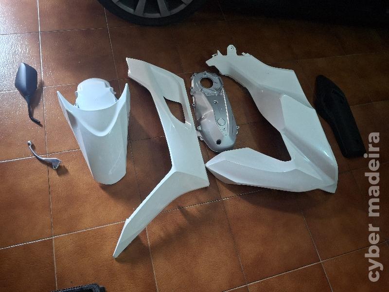 Venda de acessórios para PCX - Ano de 2021