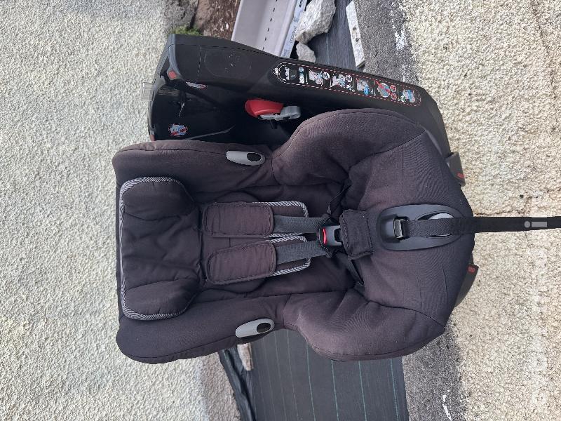 Maxi-cosi