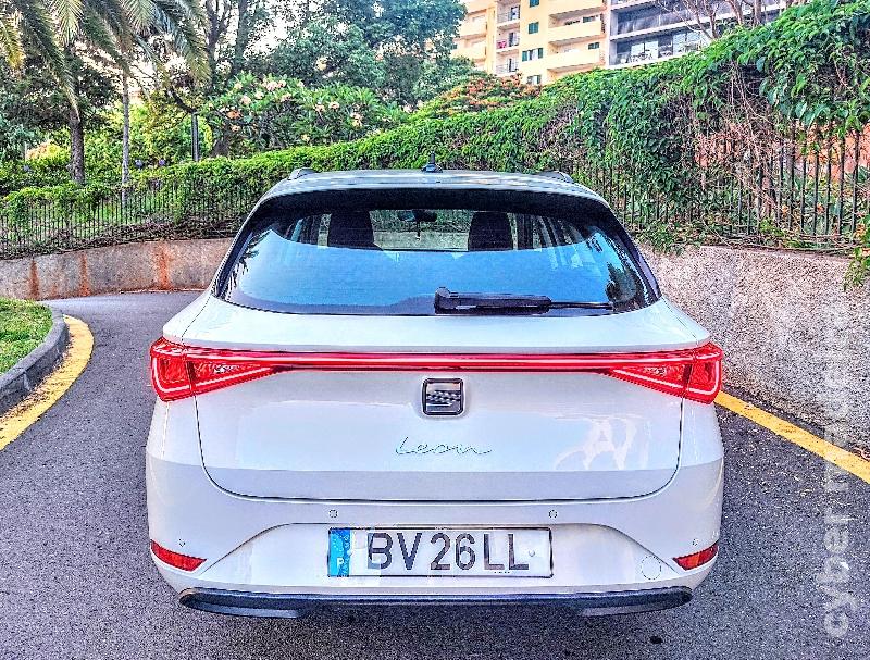 SEAT LEON 2.0-TDI 2023 Gasóleo