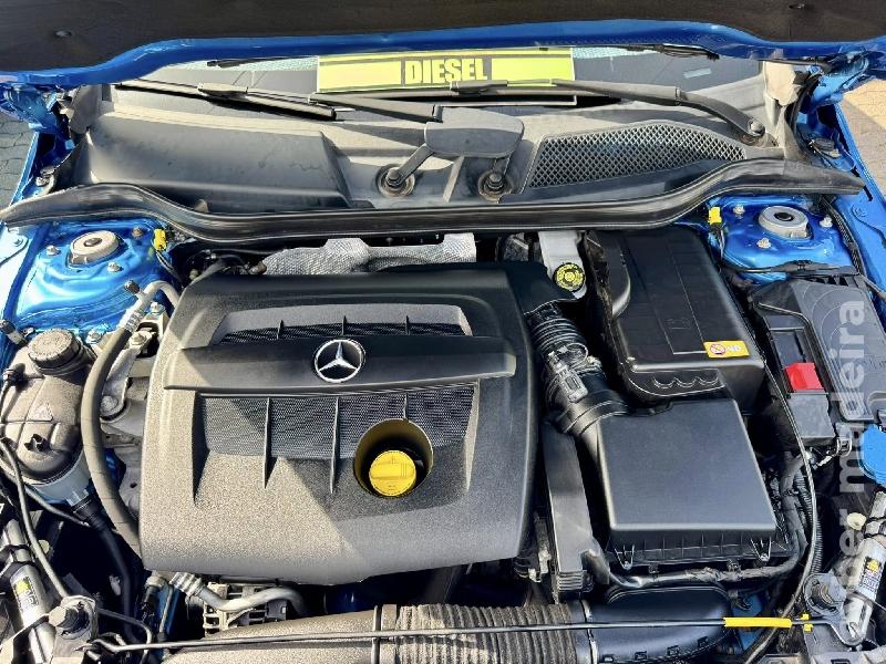 MERCEDES A A180 Urban 1.5 Dci Gasóleo