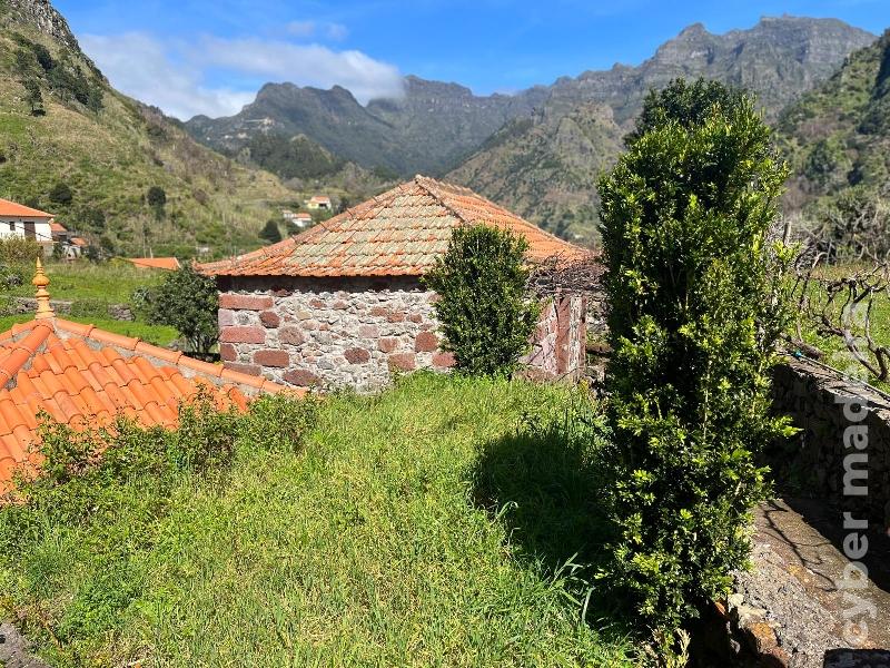 Moradia T2 para Venda