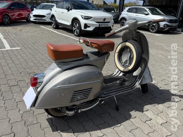 Vespa 150 SPRINT 125 cc Scooter
