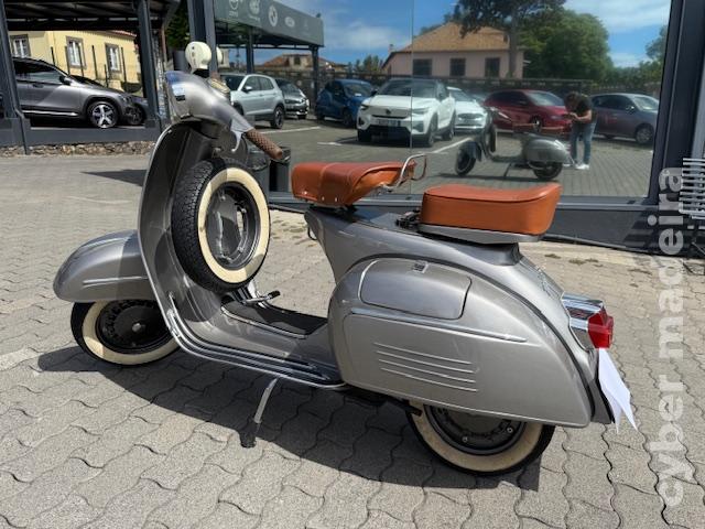 Vespa 150 SPRINT 125 cc Scooter
