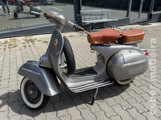 Vespa 150 SPRINT 125 cc Scooter