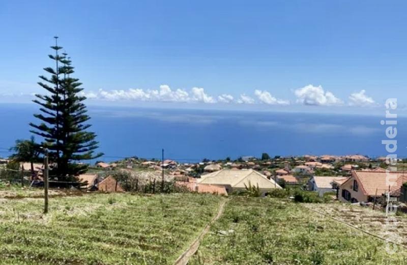 Terreno T2 para Venda
