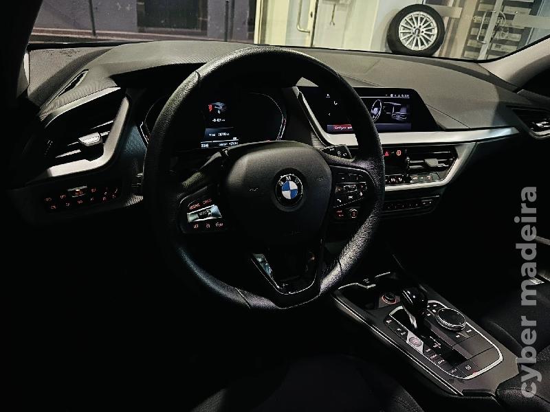 BMW Serie 1 116D ADVANTAGE AUTOMATICO Gasóleo