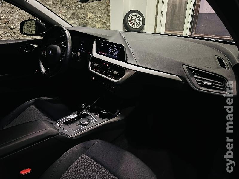 BMW Serie 1 116D ADVANTAGE AUTOMATICO Gasóleo