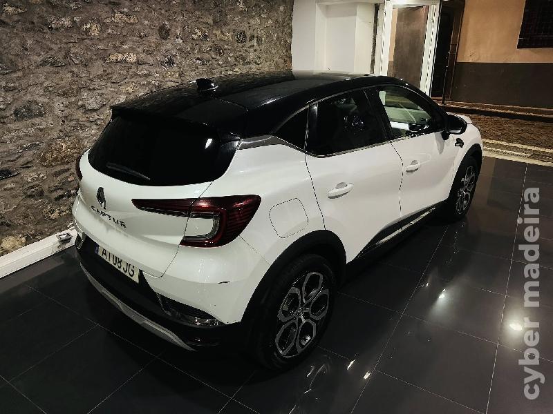 RENAULT CAPTUR TCE EXCLUSIVE CAMERA 360 Gasolina