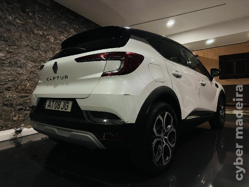 RENAULT CAPTUR TCE EXCLUSIVE CAMERA 360 Gasolina
