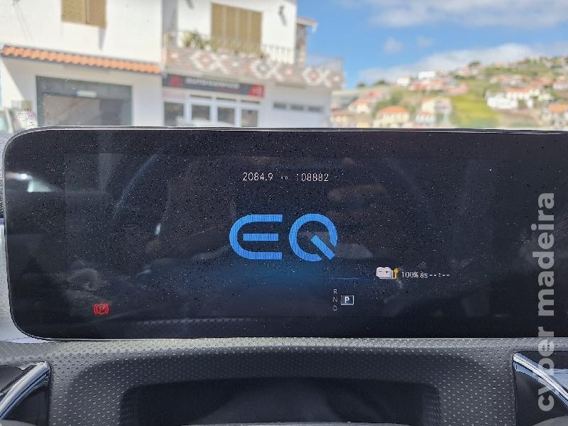 MERCEDES A 250e AMG Híbrido