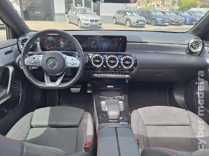MERCEDES A 250e AMG Híbrido
