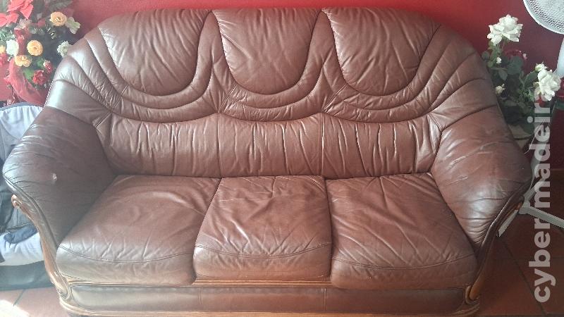 Conjunto sofá cabedal