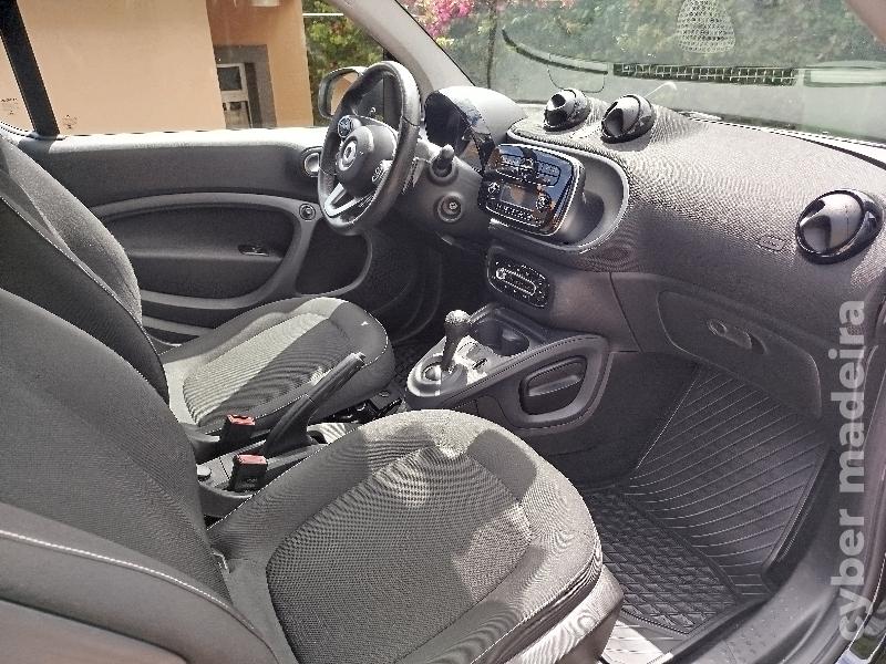 SMART FORTWO Passion com kit Look Brabus Gasolina