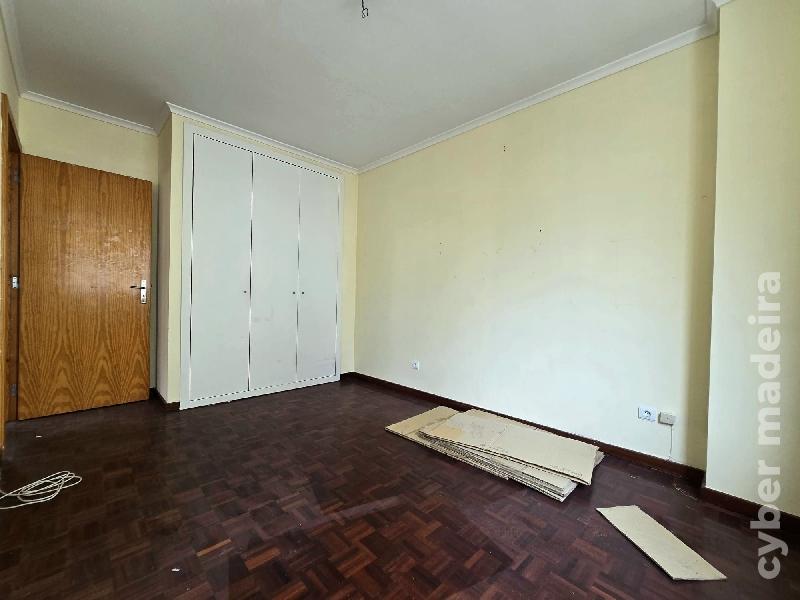 Apartamento T4 para Venda