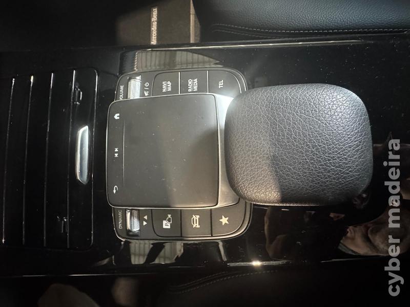 MERCEDES CLA 180D SHOOTING BRAKE BUSINESS SOLUTIONS Gasóleo