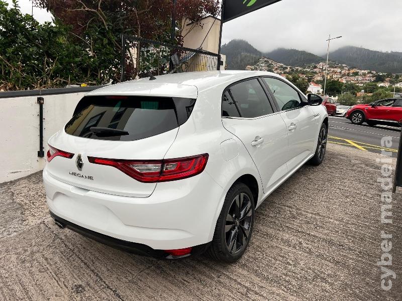 RENAULT MEGANE 1.5 BlueDCI 115 cv Gasóleo