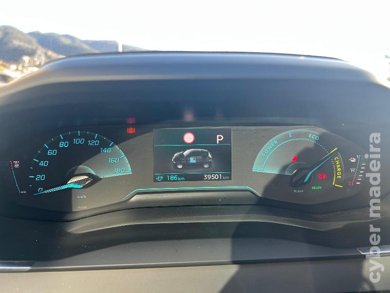 PEUGEOT 208 e-208 50 kWh 136 cv Active Eléctrico