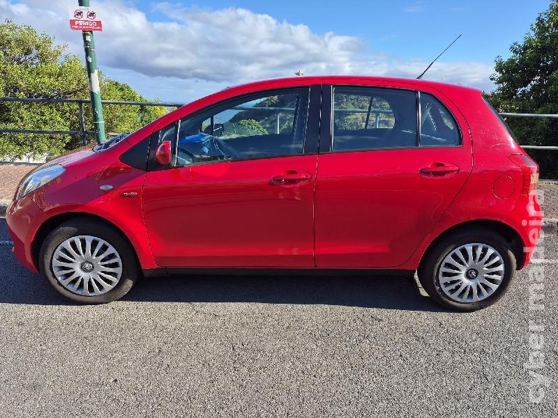TOYOTA YARIS 1.4 D4D Gasóleo