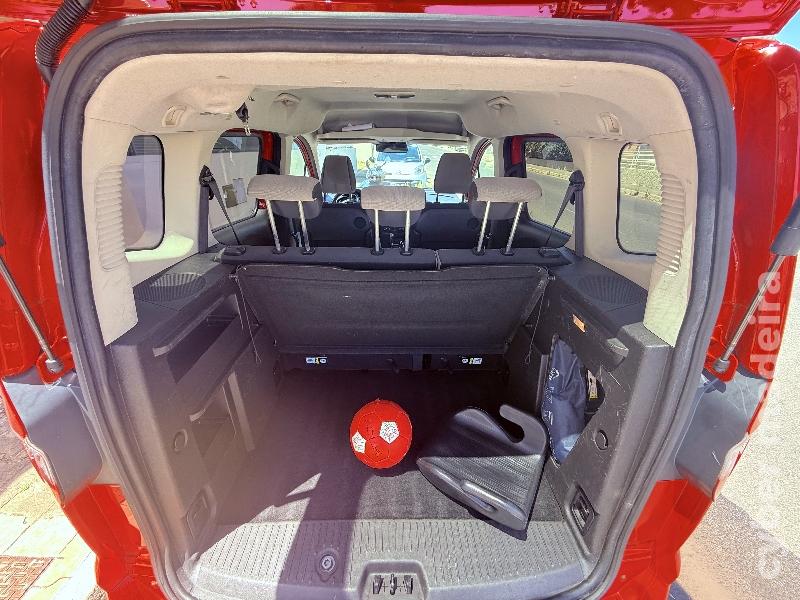 FORD TOURNEO COURIER TITANIUM 1.0 ECOBOOST Gasolina