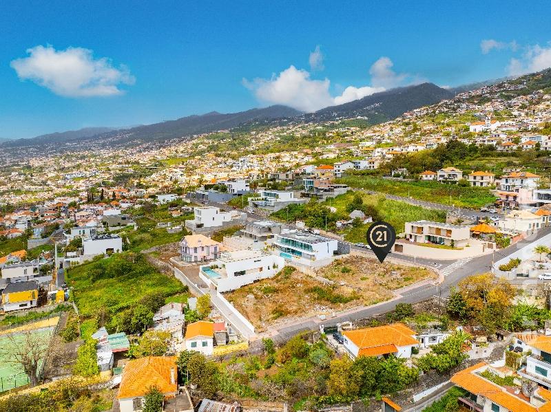 Terreno T4 para Venda
