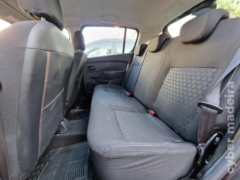 DACIA SANDERO 1.5 DCI C/GARANTIA Gasóleo