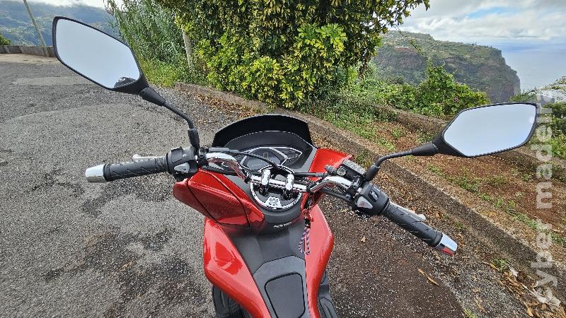 Honda PCX 125 cc Scooter