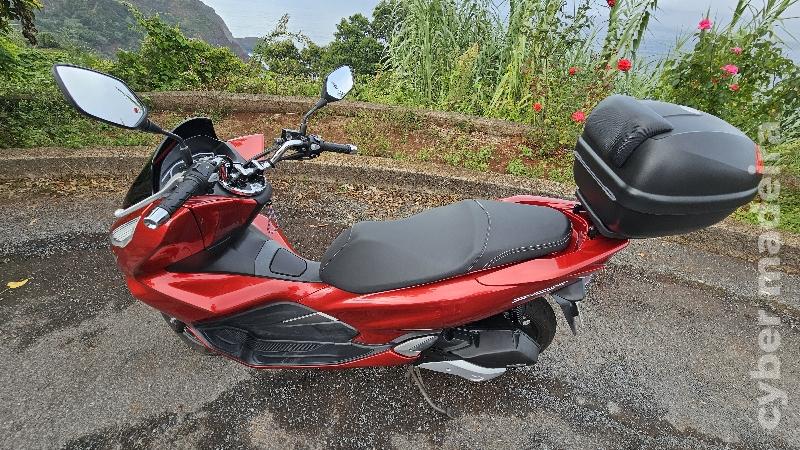 Honda PCX 125 cc Scooter