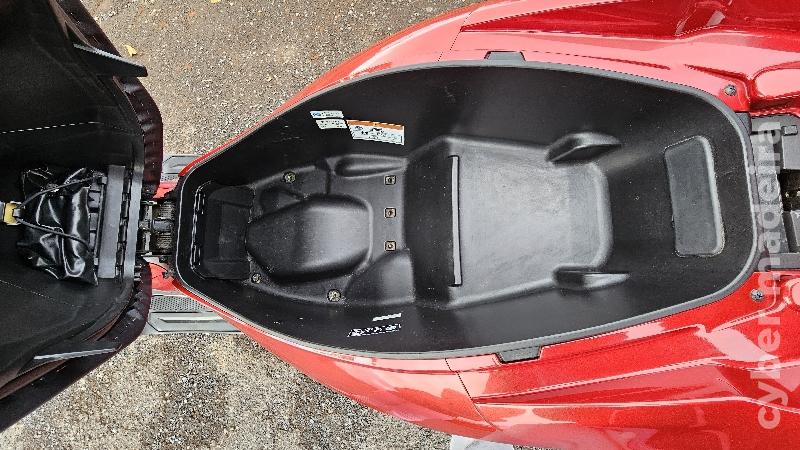 Honda PCX 125 cc Scooter