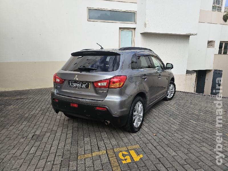 MITSUBISHI SPACE ASX 1.8D-ID 150CV Gasóleo Extras Gasóleo