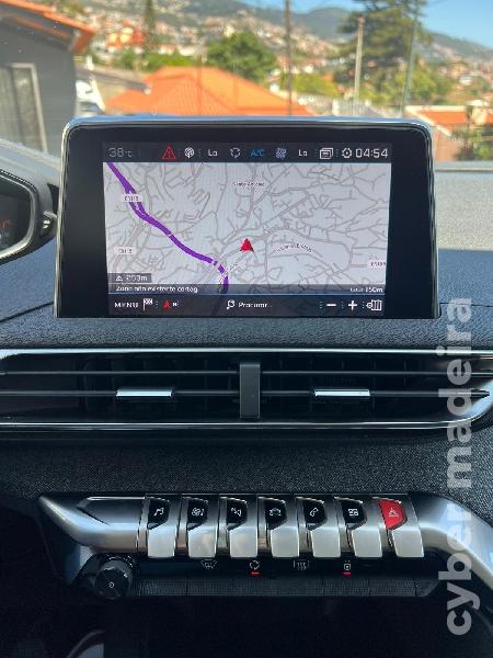 PEUGEOT 3008 1.2 PureTech 130 cv Allure Gasolina
