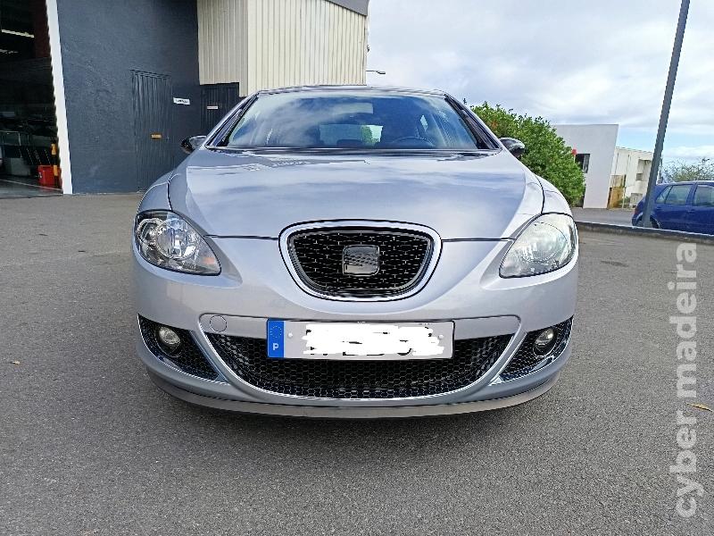 SEAT LEON 1P 2.0 TDI 140cv Gasóleo