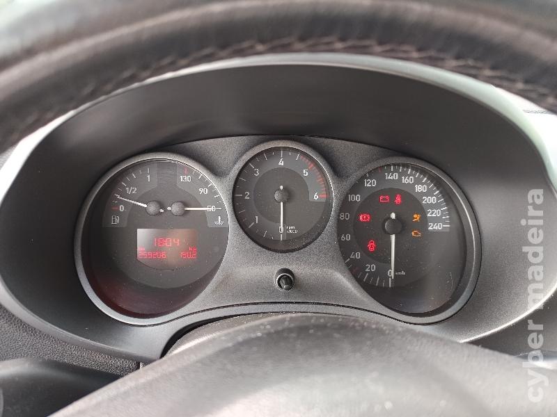 SEAT LEON 1P 2.0 TDI 140cv Gasóleo